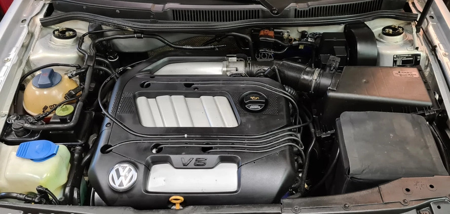 Volkswagen Bora cena 21500 przebieg: 220000, rok produkcji 1999 z Darłowo małe 92